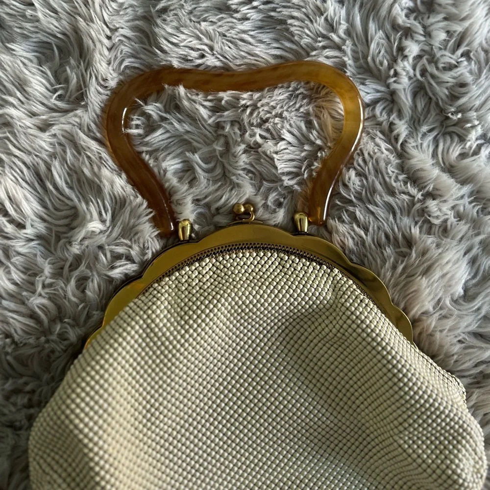 1940s vintage Whiting and Davis mesh Bakelite  top handle beaded bag - Picture 4 of 12